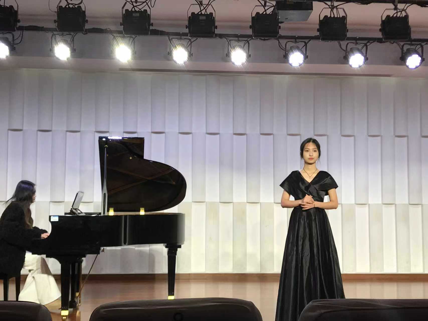 “歌声中的抗战叙事” 周劲飚师生声乐音乐会在绿汀音乐厅举行