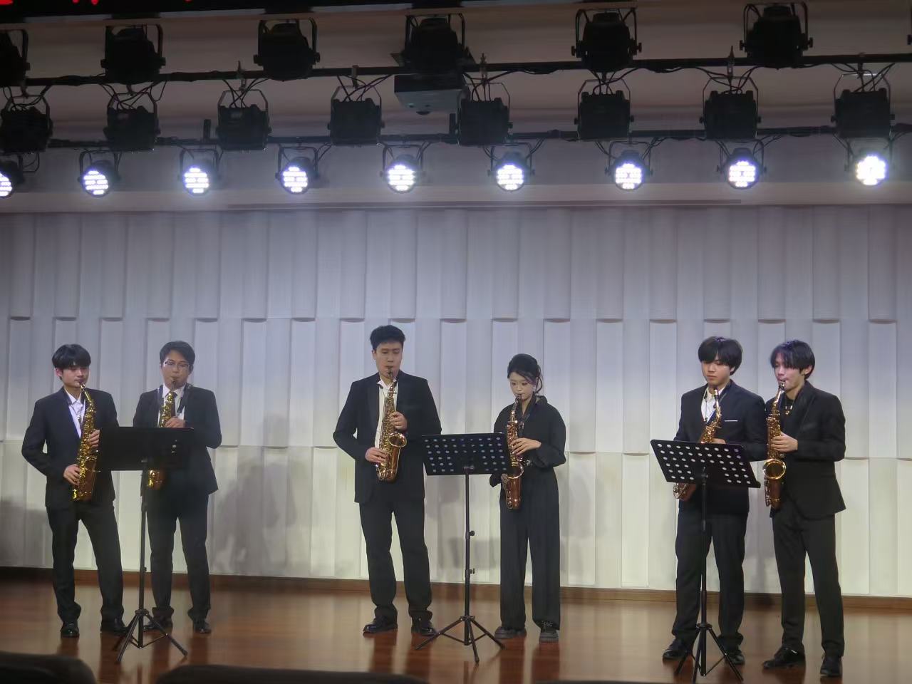 音乐舞蹈学院2023级音乐学3班、4班联合举办 “声生不息”艺术实践音乐会